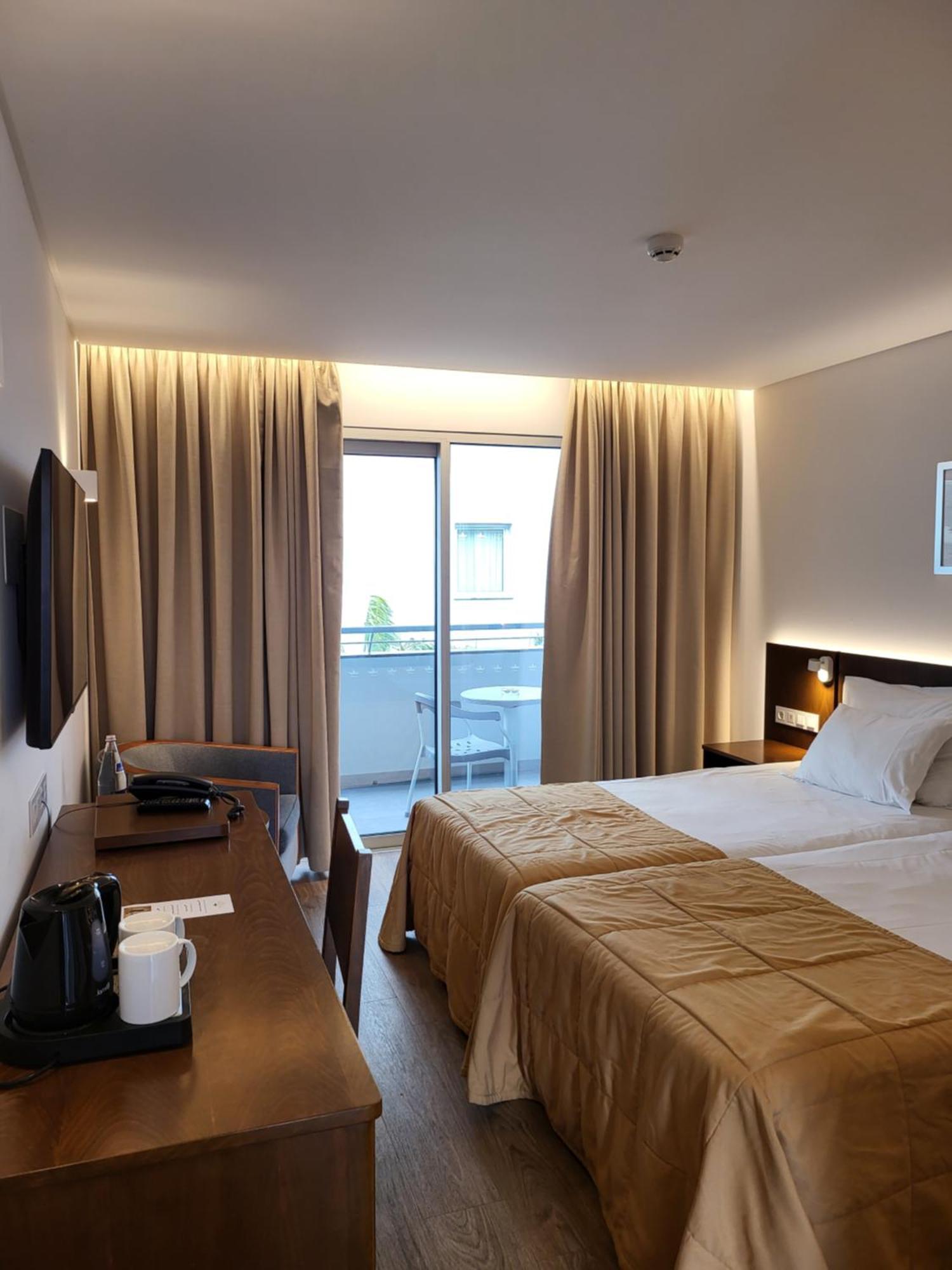 Hotel Roca Mar คานีโซ ภายนอก รูปภาพ