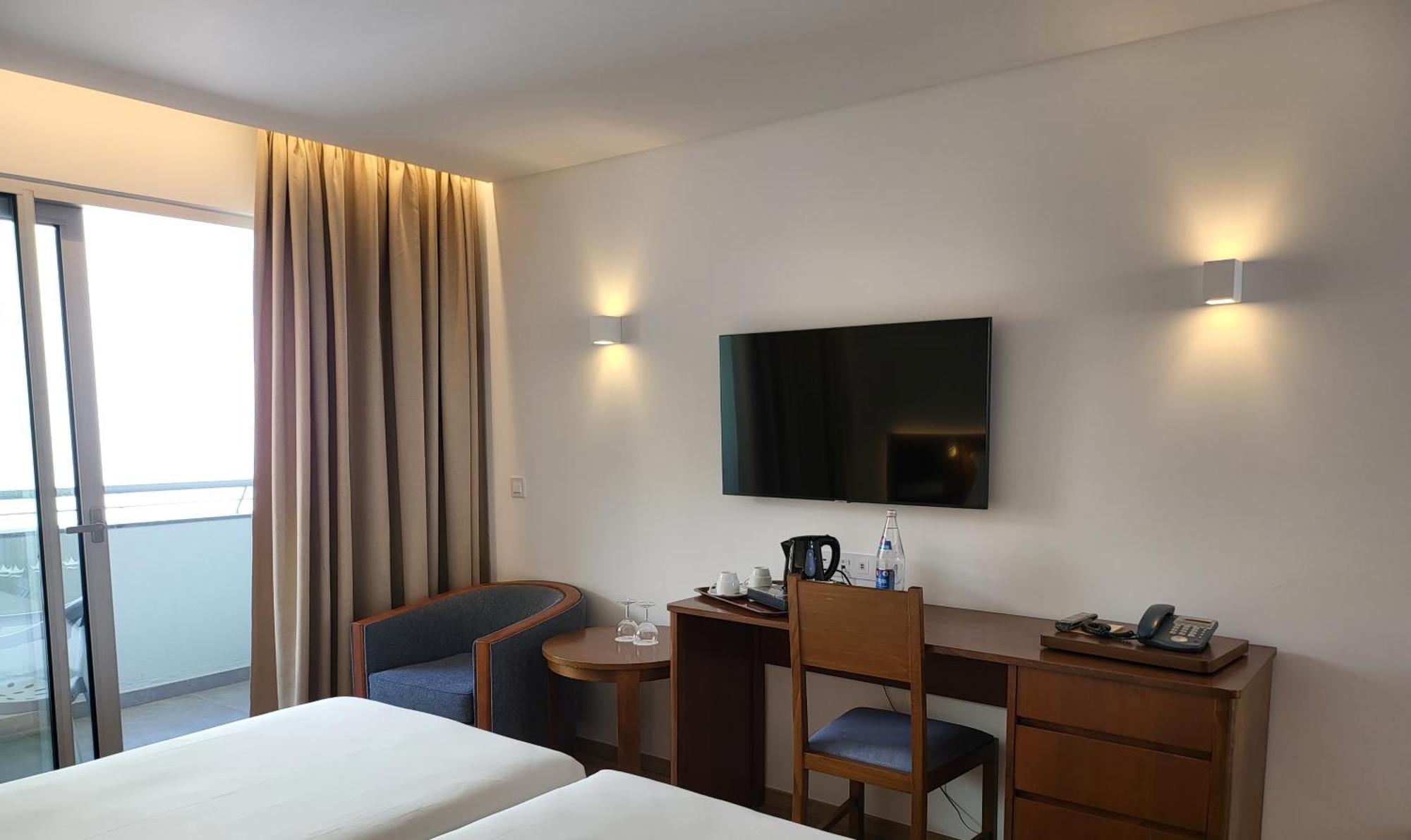 Hotel Roca Mar คานีโซ ภายนอก รูปภาพ