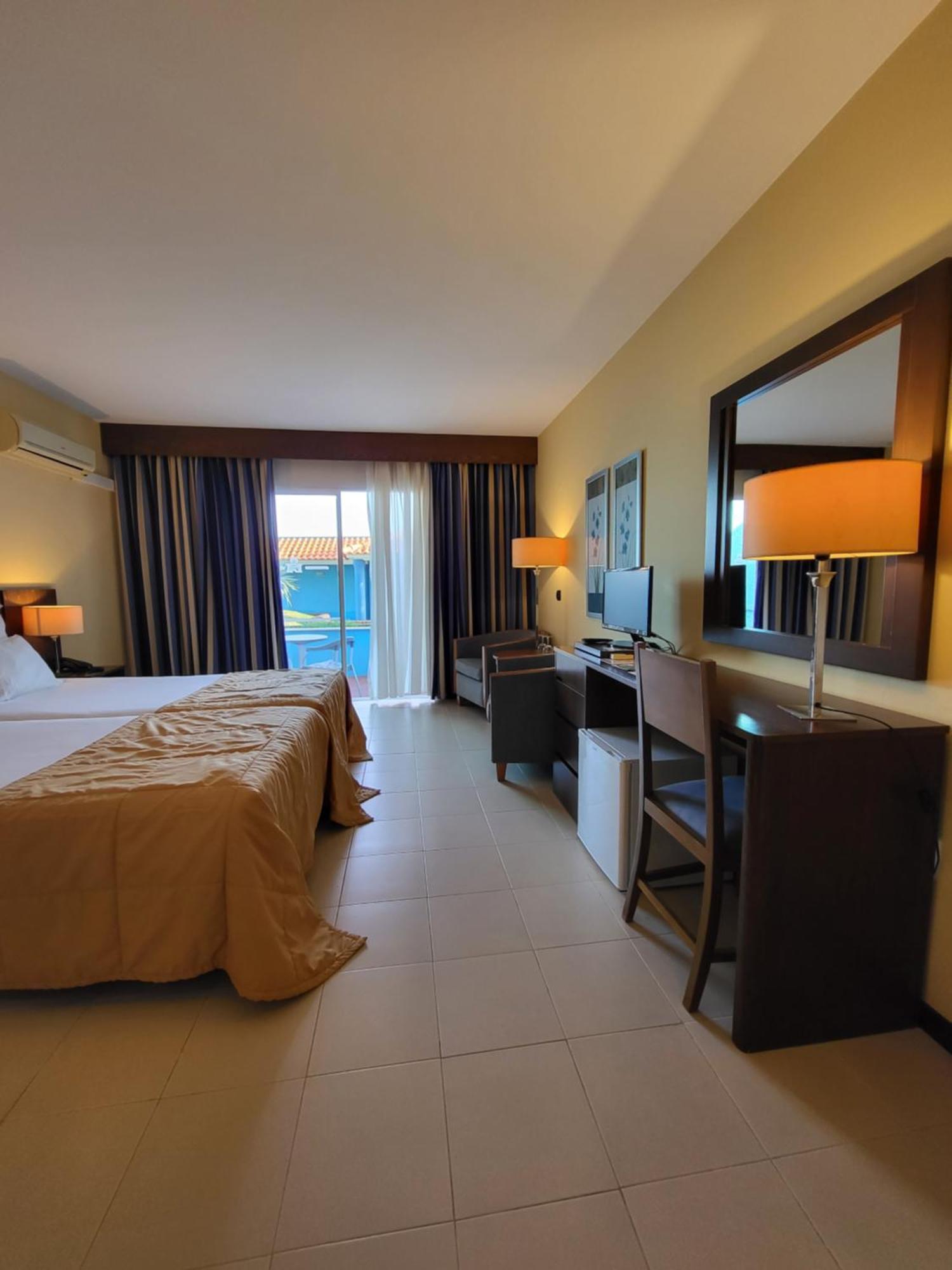 Hotel Roca Mar คานีโซ ภายนอก รูปภาพ